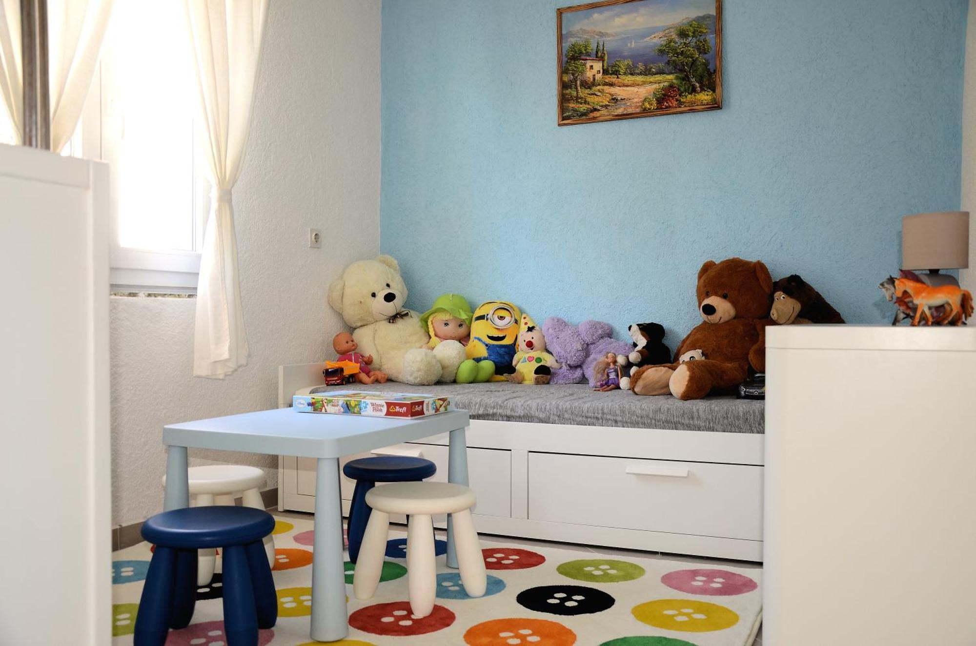 Holiday House Family Fun Cesarica Extérieur photo